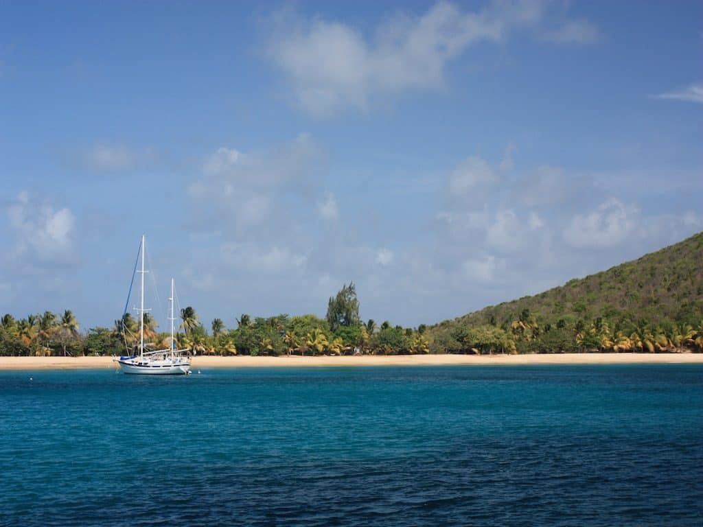 Grenadines Yacht Charter Saline Bay Mayreau