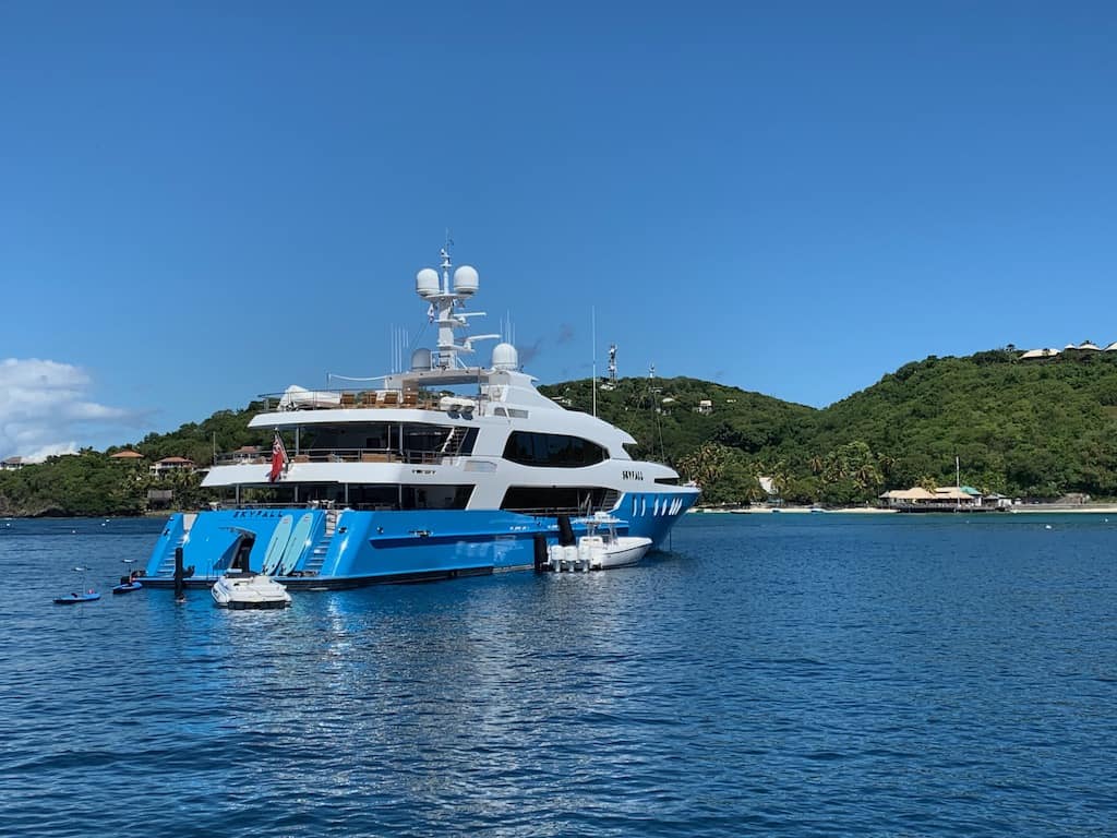 Superyachts available for Luxury Caribbean Vacations