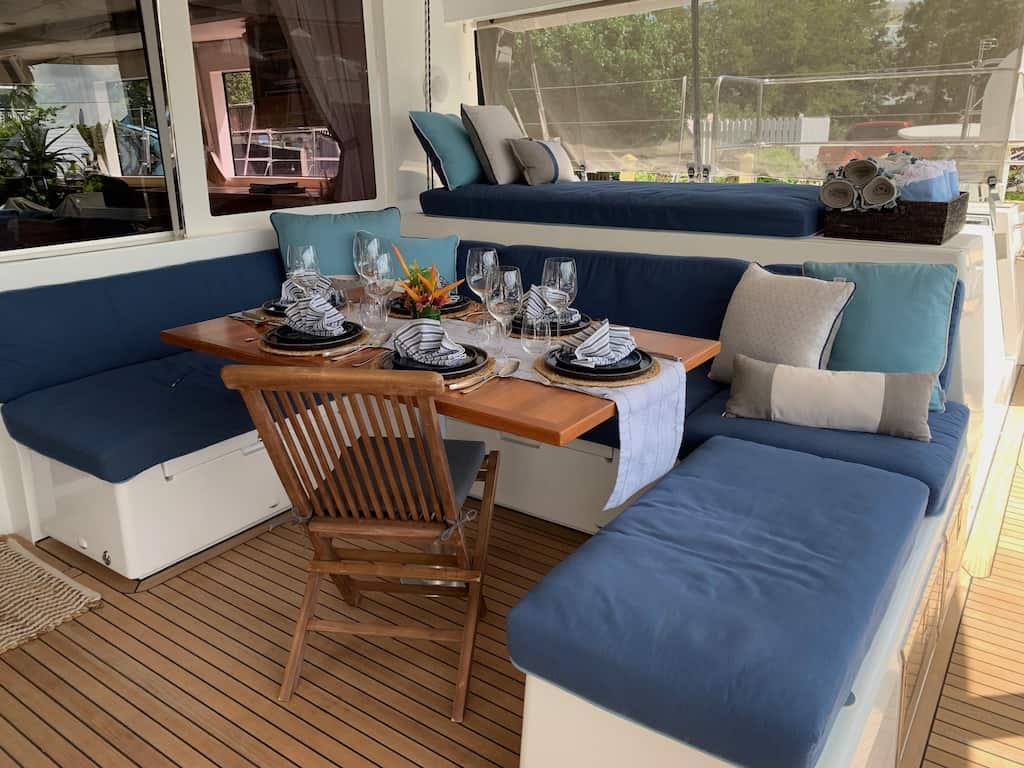 Catamaran Ebb & Flow Dining on Deck