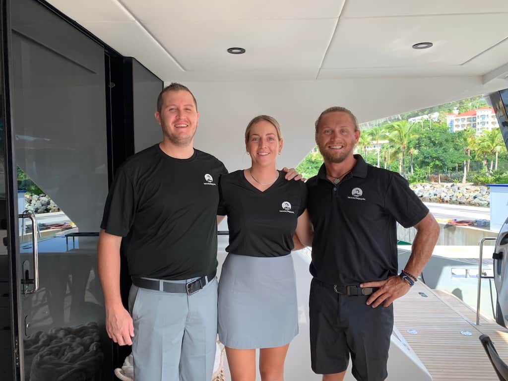 Catamaran Moon Dragon Crew