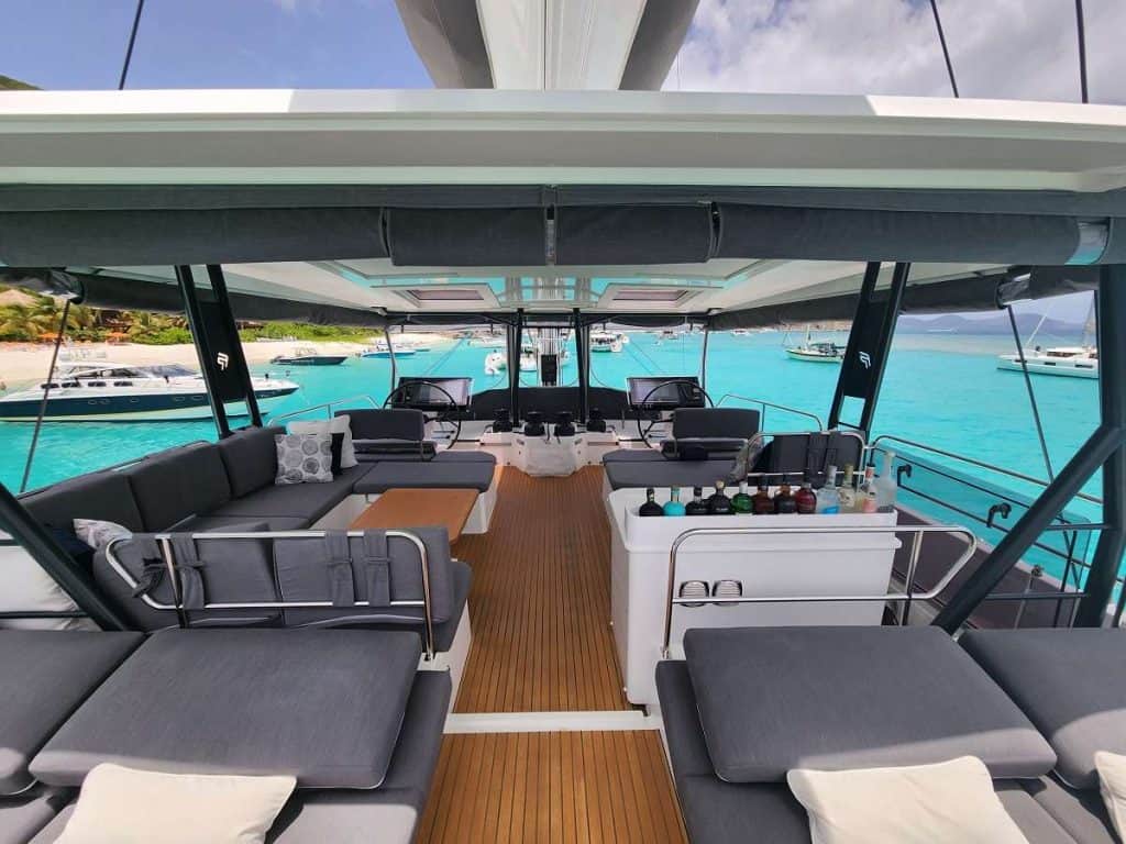Catamaran My Ty Flybridge